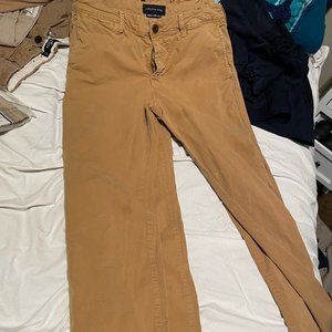 American Eagle 29 x 34 Tan Pants Excellent Condition